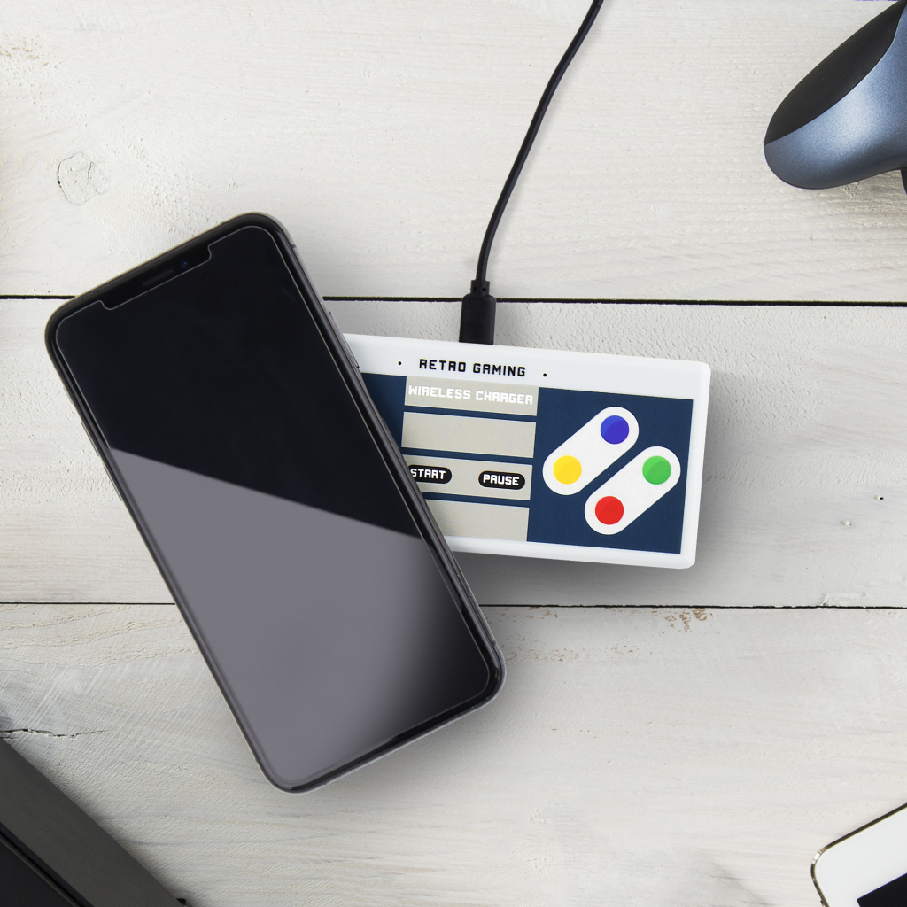 Gift\u0020Republic\u0020Retro\u0020Draadloze\u0020Oplader