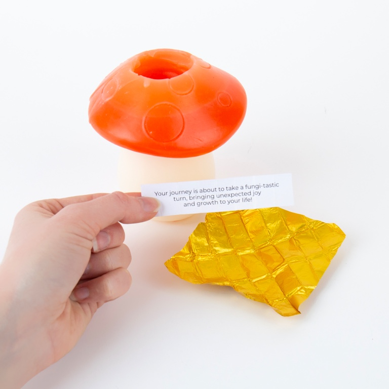 Gift\u0020Republic\u0020Mystic\u0020Mushroom\u0020Candle