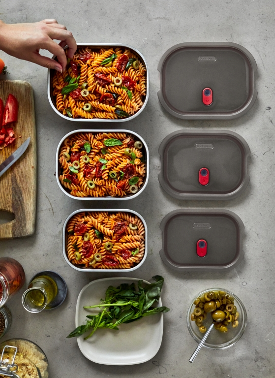 Zwart\u002BBlum\u0020Stalen\u0020Voedseldoos\u0020Medium\u0020\u002D\u0020190x143x73mm\u0020\u002D\u0020Grijs\u002FRood