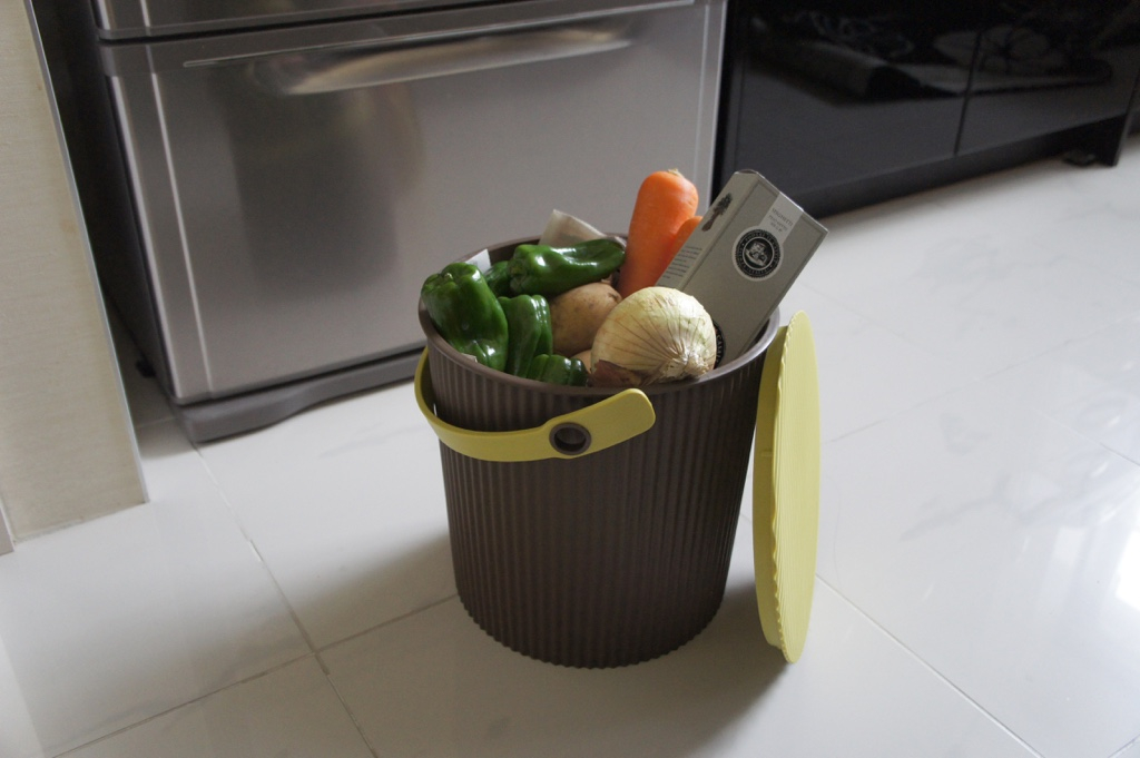 Hachiman\u0020Omnioutil\u0020Emmer\u0020L\u0020\u002D\u0020Bruin\u002FGeel