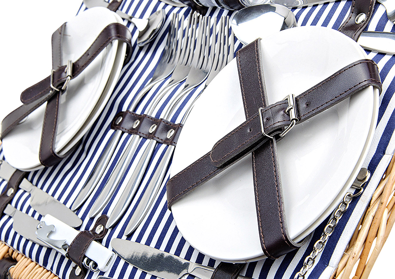 Picknickmand\u0020voor\u00204\u0020personen\u0020van\u0020wilgentenen,\u002025\u002Ddelig,\u0020B54\u0020x\u0020D37\u0020x\u0020H21\u0020cm