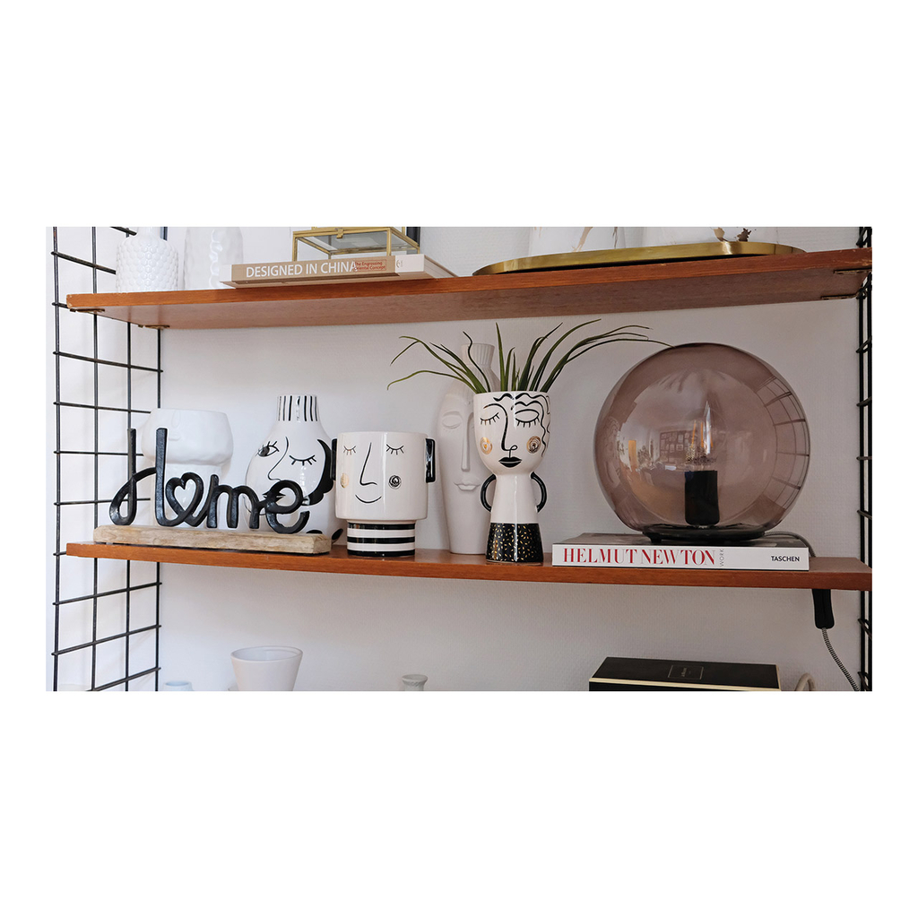 Vaas\u0020van\u0020keramiek\u0020in\u0020zwart\u002Fwit\u0020\u0028B\u002FH\u002FD\u0029\u002015x20x13cm