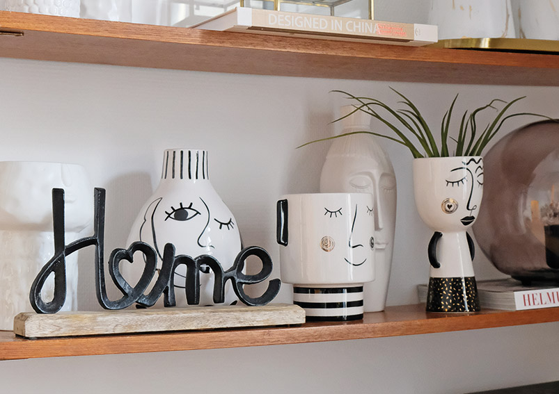 Vaas\u0020van\u0020keramiek\u0020in\u0020zwart\u0020en\u0020wit\u0020\u0028B\u002FH\u002FD\u0029\u00209x20x9cm