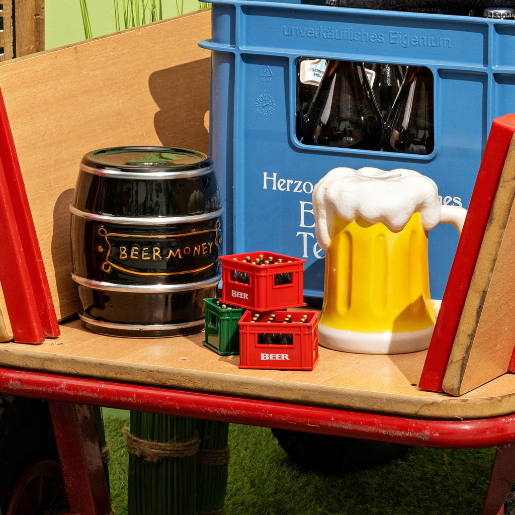 Spaarpotvat,\u0020Biergeld,\u0020van\u0020keramiek\u0020Zwart\u0020\u0028B\u002FH\u002FD\u0029\u002013x14x13cm