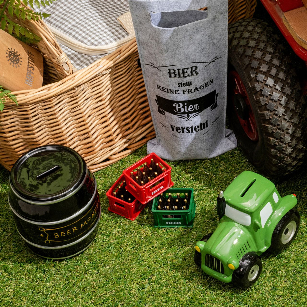 Spaarpot\u0020tractor\u0020van\u0020keramiek\u0020groen\u0020\u0028B\u002FH\u002FD\u0029\u002017x14x11cm