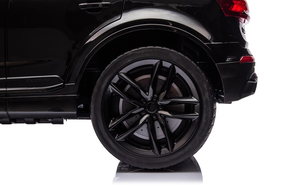 Audi\u0020Q7\u0020elektrische\u0020kinderauto,\u002012\u0020volt,\u0020rubber\u0020banden\u0020en\u0020meer\u0021 Audi\u0020Q7\u0020elektrische\u0020kinderauto,\u002012\u0020volt,\u0020rubber\u0020banden\u0020en\u0020meer\u0021