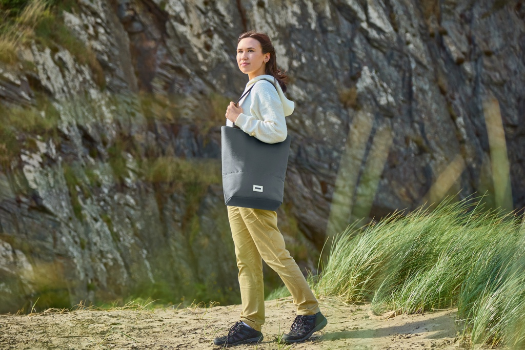 Zwarte\u002BBlum\u0020Ge\u00EFsoleerde\u0020Draagtas\u0020\u002D\u0020Koeltas\u0020\u002D\u002016Ltr\u0020\u002D\u0020Grijs