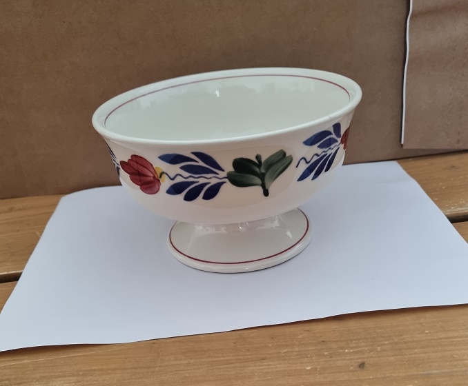 Boerenbont\u0020Fruitschaal\u0020op\u0020voet\u0020rond\u002016\u0020cm\u0020aardewerk