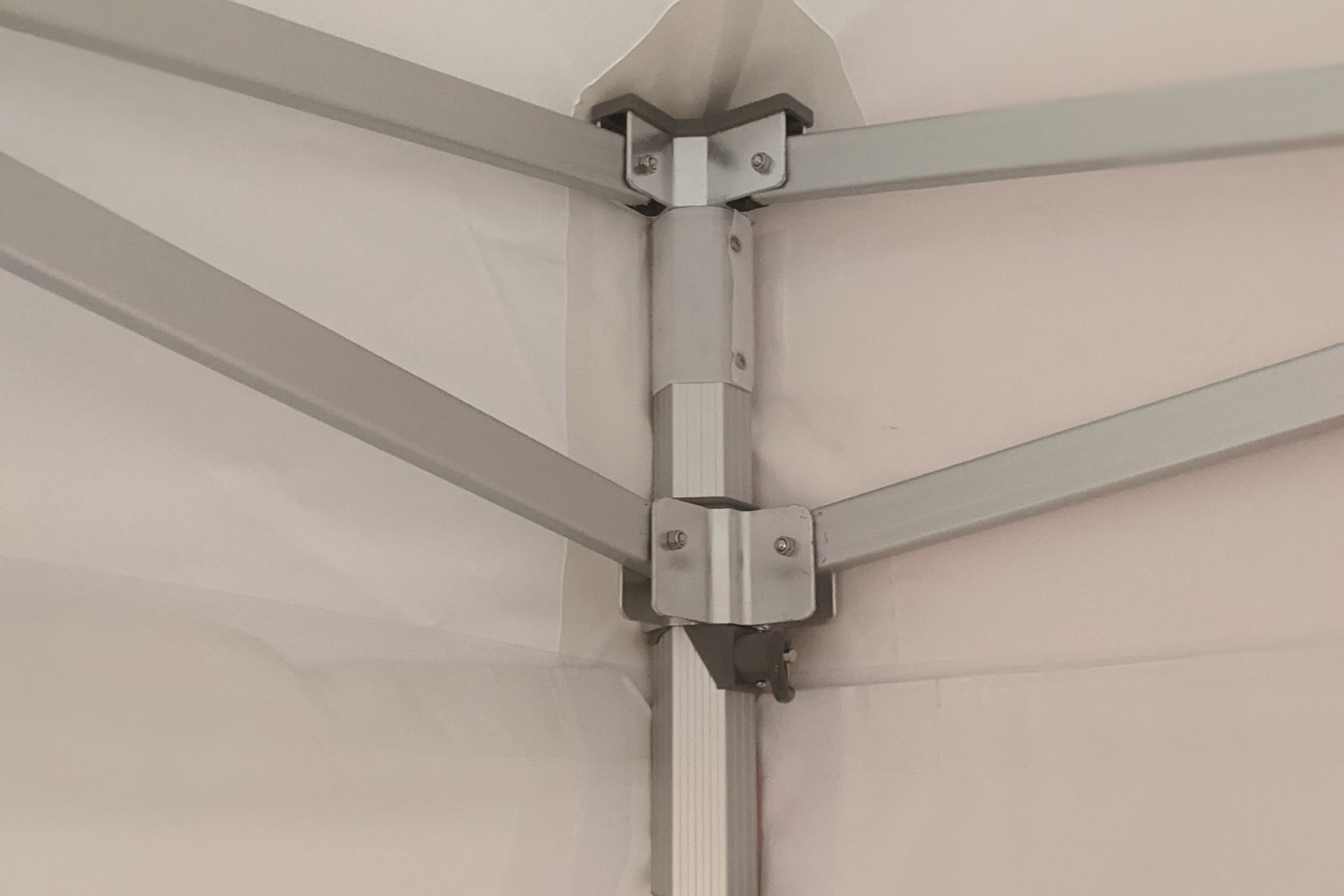 Easy\u0020up\u0020partytent\u00203x3m\u0020\u2013\u0020Professional\u0020\u007C\u0020Heavy\u0020duty\u0020PVC\u0020kleur\u0020wit