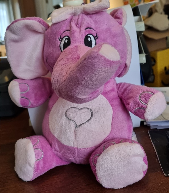 Knuffel\u0020roze\u0020Olifant\u0020met\u0020strikje\u0020en\u0020hartje\u0020op\u0020buikje Knuffel\u0020roze\u0020Olifant\u0020met\u0020strikje\u0020en\u0020hartje\u0020op\u0020buikje