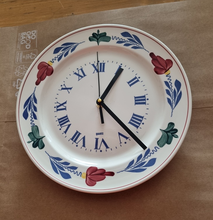 Boerenbont\u0020Wandklok\u0020Vintage\u0020rond\u002027\u0020cm\u0020 Boerenbont\u0020Wandklok\u0020Vintage\u0020rond\u002027\u0020cm\u0020